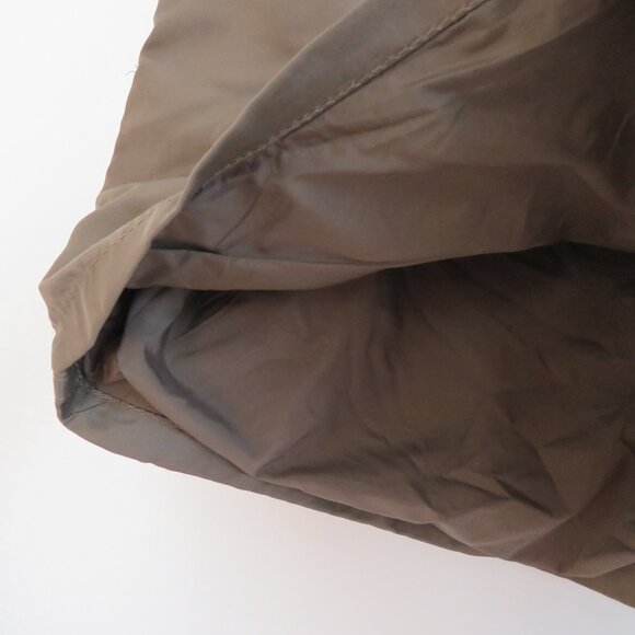 ESSENTIALS FEAR OF GOD Straight Leg Logo Appliquéd Shell Drawstring Shorts Khaki - Picture 8 of 16